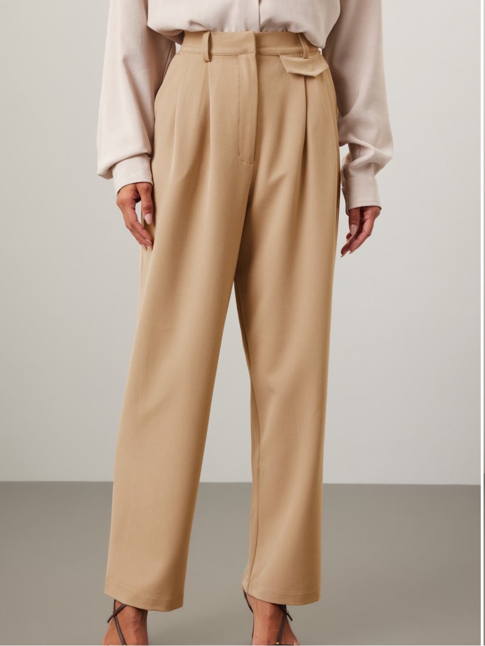 Great Jones Wide Leg Pants in Beige